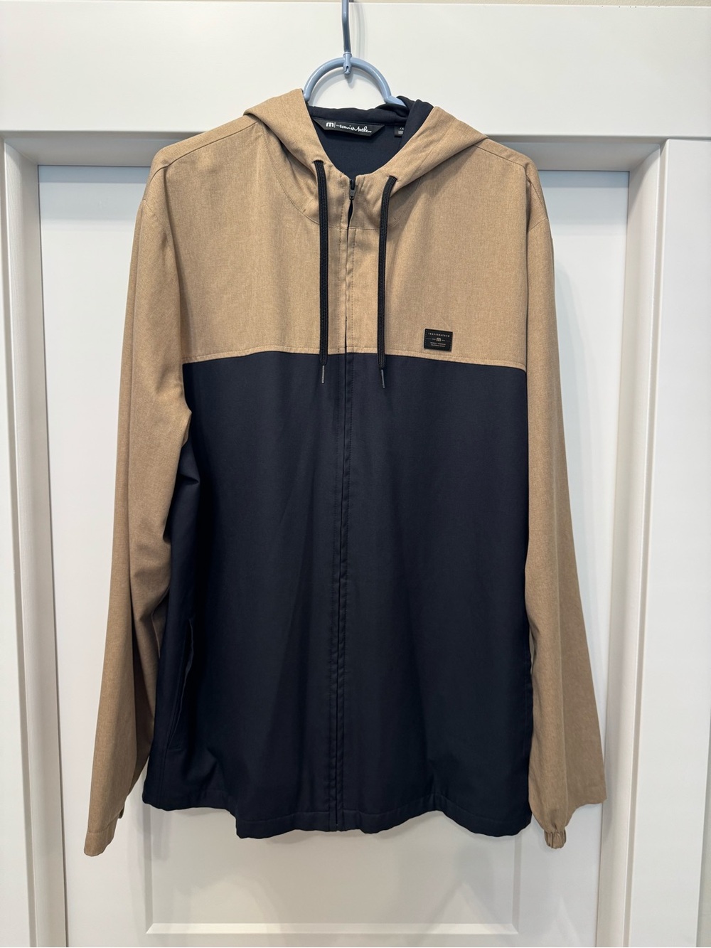 Men’s Travis Mathew Quarter Zip Hoodie Jacket - XXL - Black and Tan